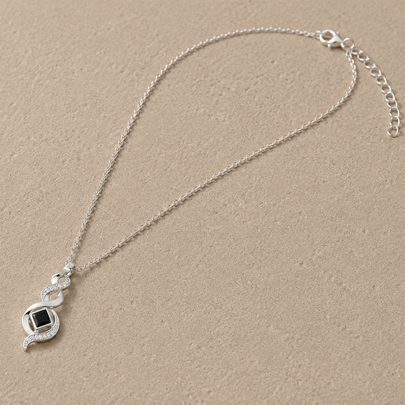 Necklace Sirr | قالدة السر