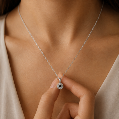 Amanah Necklace | قلادة الأمانة