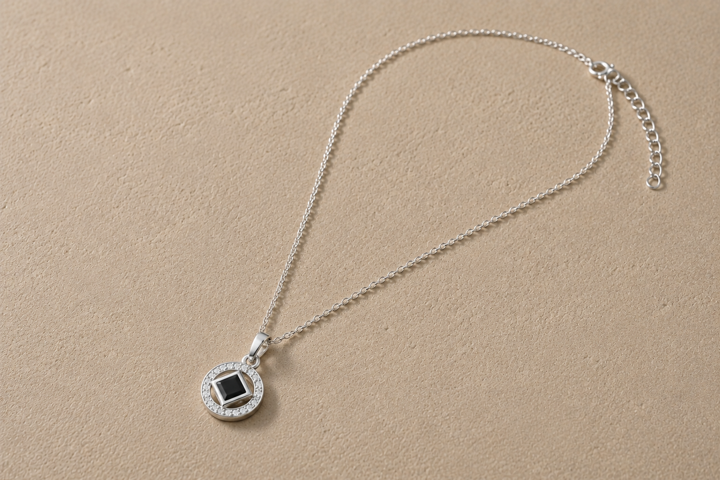 Amanah Necklace | قلادة الأمانة